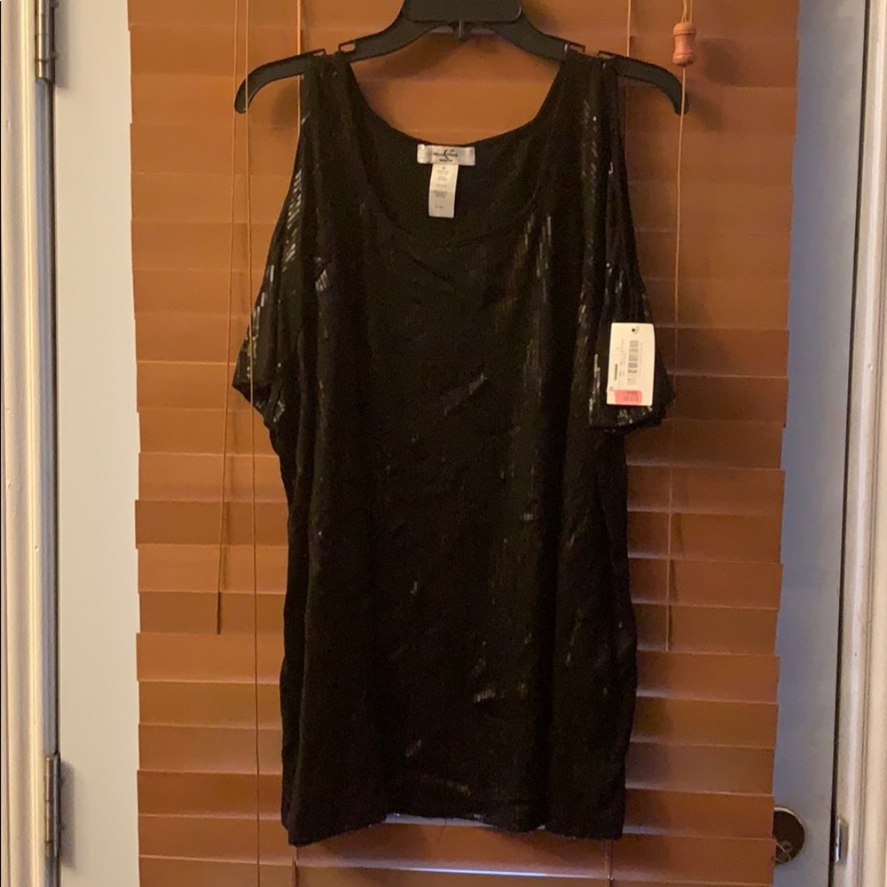 Women’s dress top